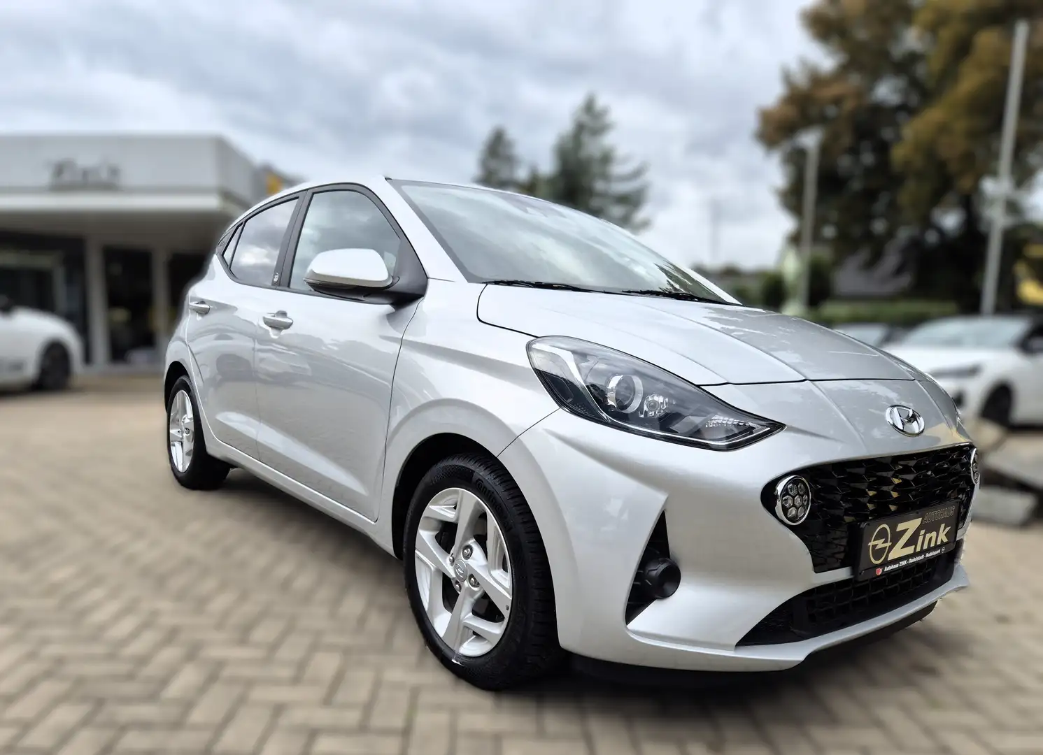 Hyundai i10 Edition 30 Shz Lhz Argent - 1