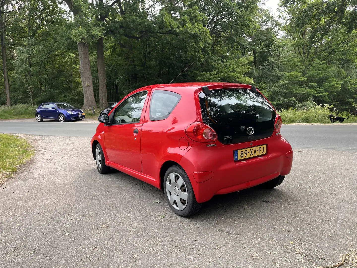 Toyota Aygo 1.0-12V Red - 2