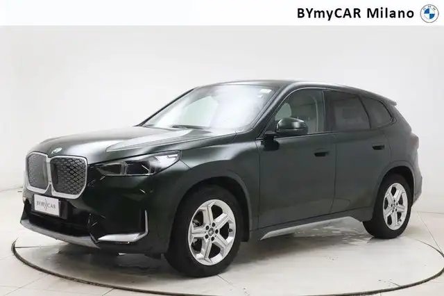 BMW iX1 edrive 20 X-Line