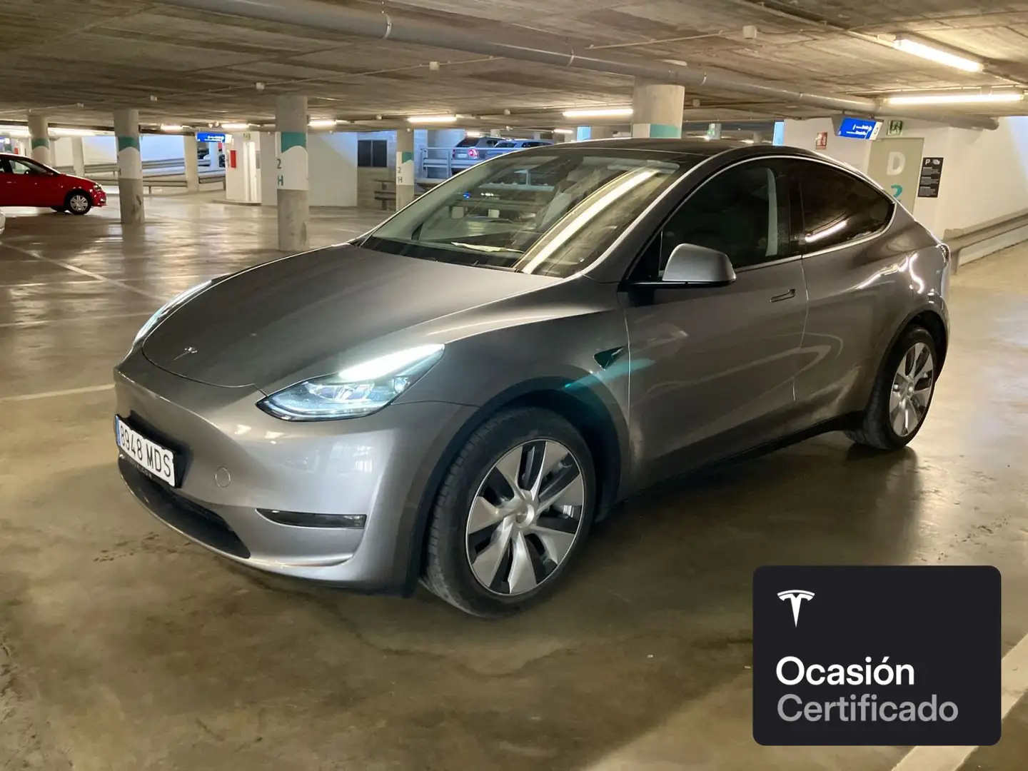 Tesla Model Y Long Range AWD Plateado - 2