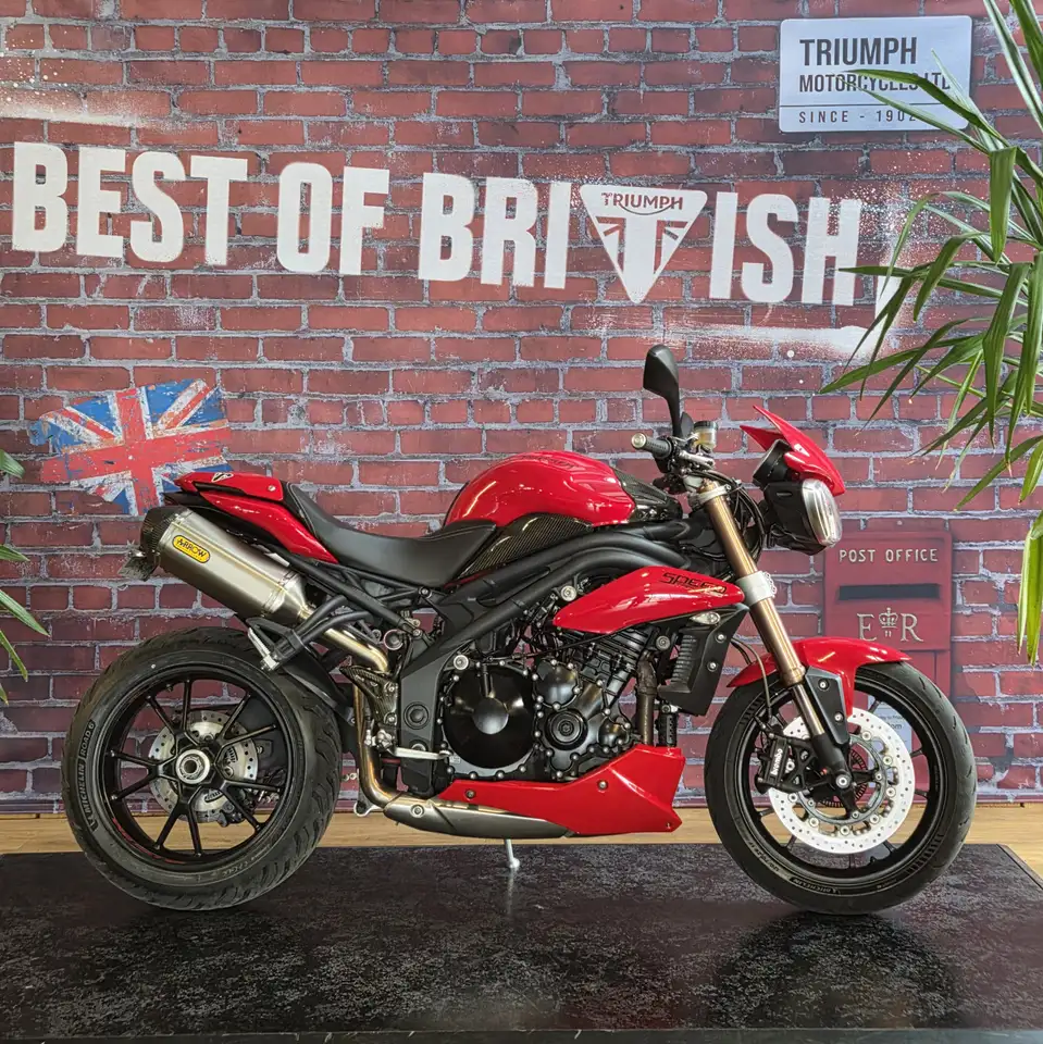 Triumph Speed Triple 1050