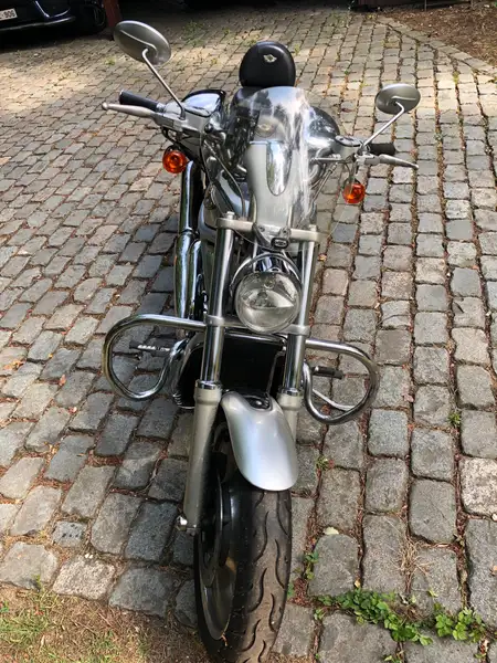 Harley-Davidson V-Rod - foto 4