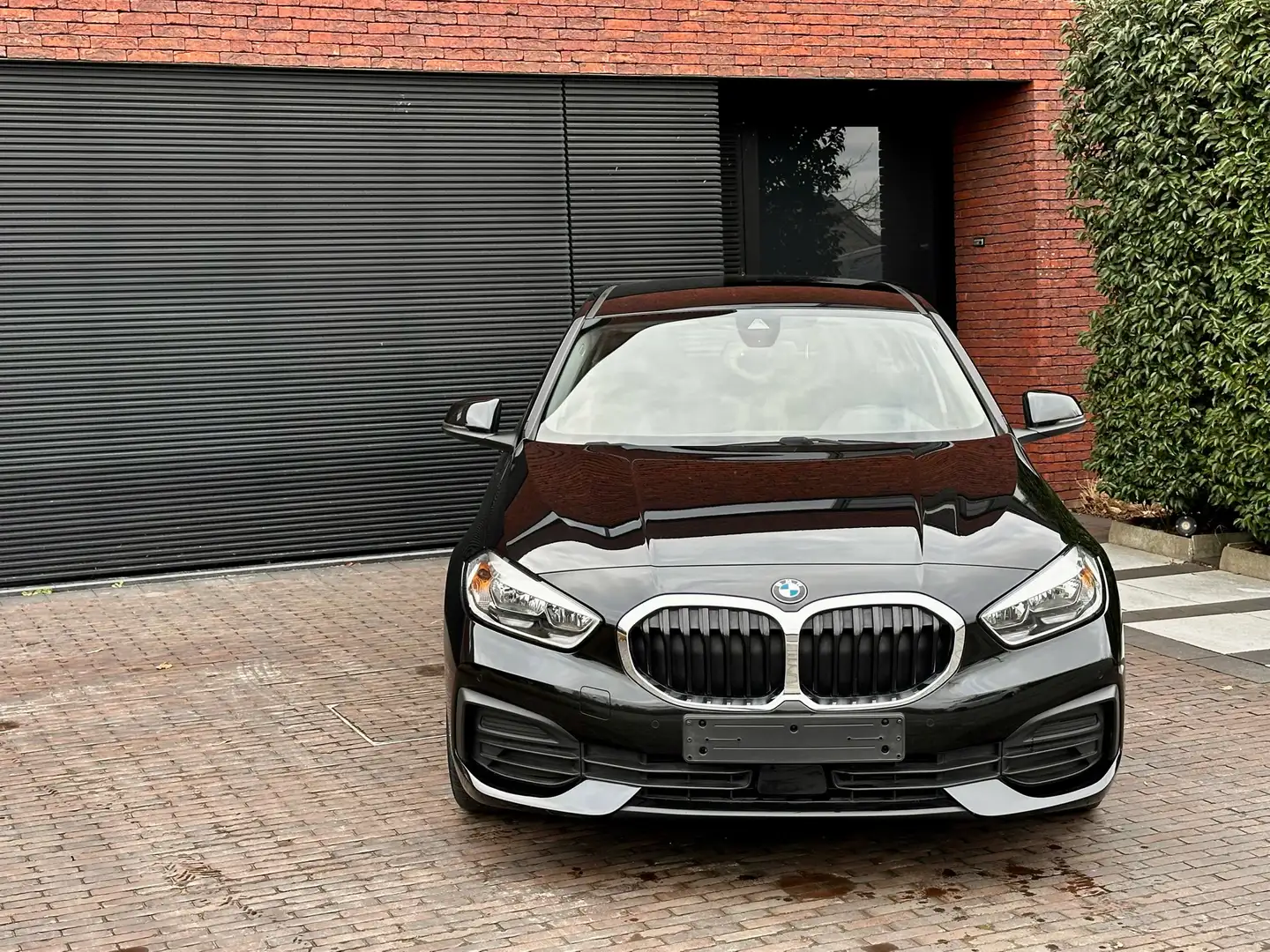 BMW 116 MODEL 2020/CARPLAY/CRUISE/NAVI/GARANTIE/EURO 6 Black - 2