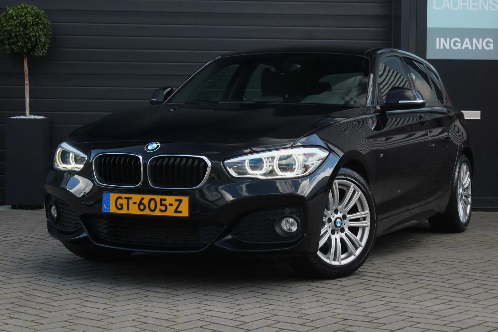 BMW 118 1-serie 118i M Sport | LED | PDC | Origin. NL Noir - 1