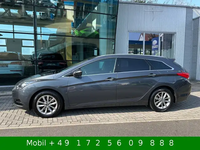 Hyundai I40 view 4