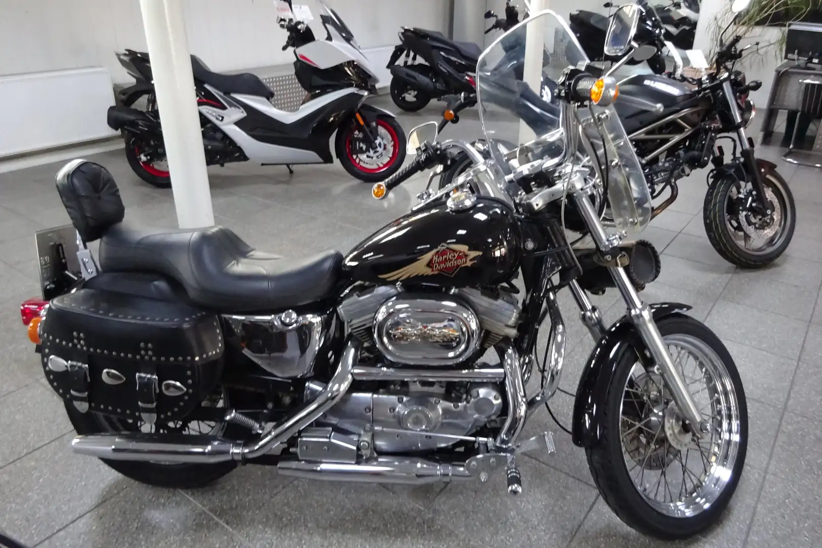 Harley-Davidson Sportster XL2 Czarny - 2