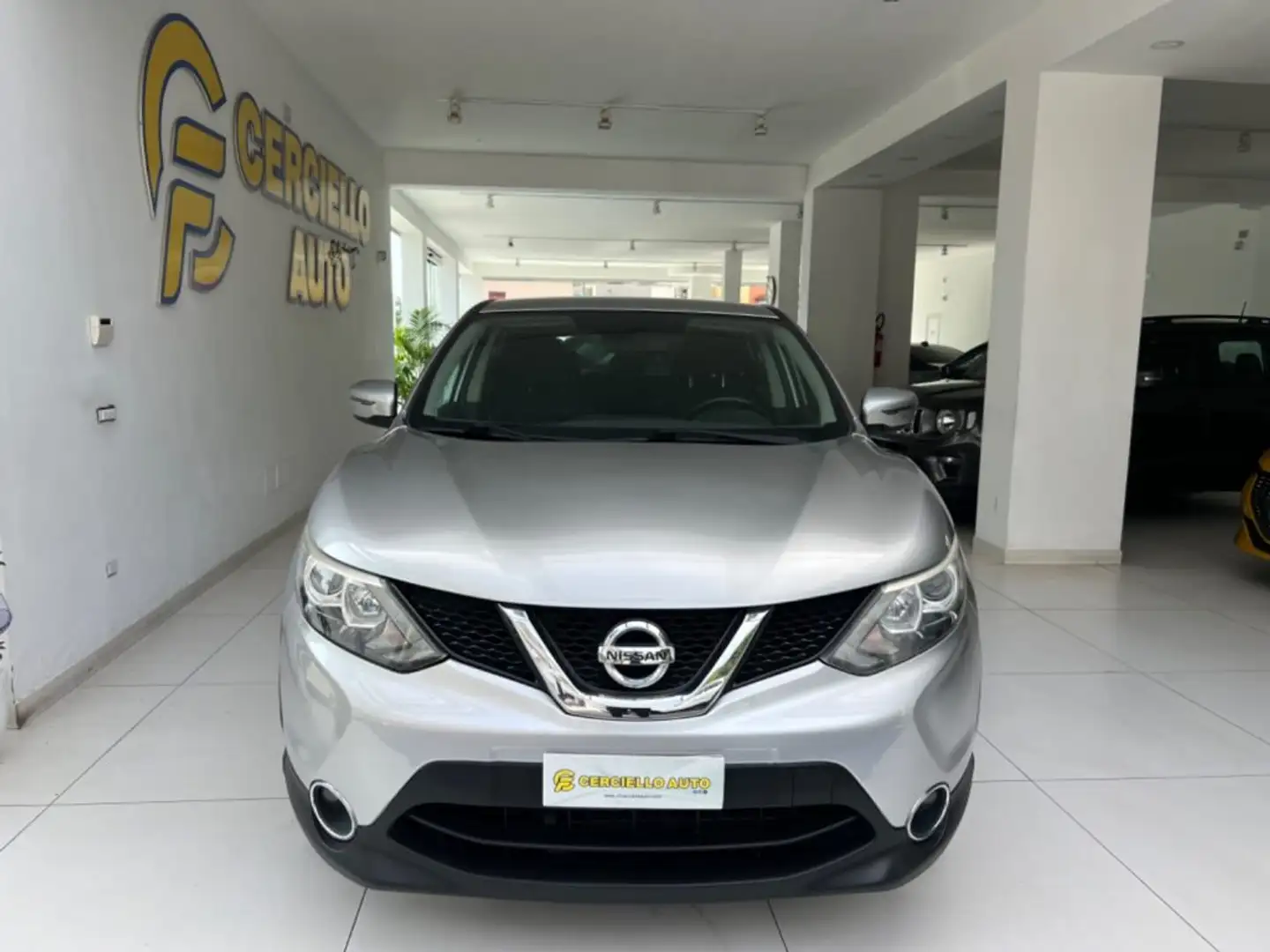 Nissan Qashqai 1.5 dCi Acenta Gris - 1