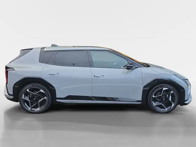 Kia Ev4 view 6