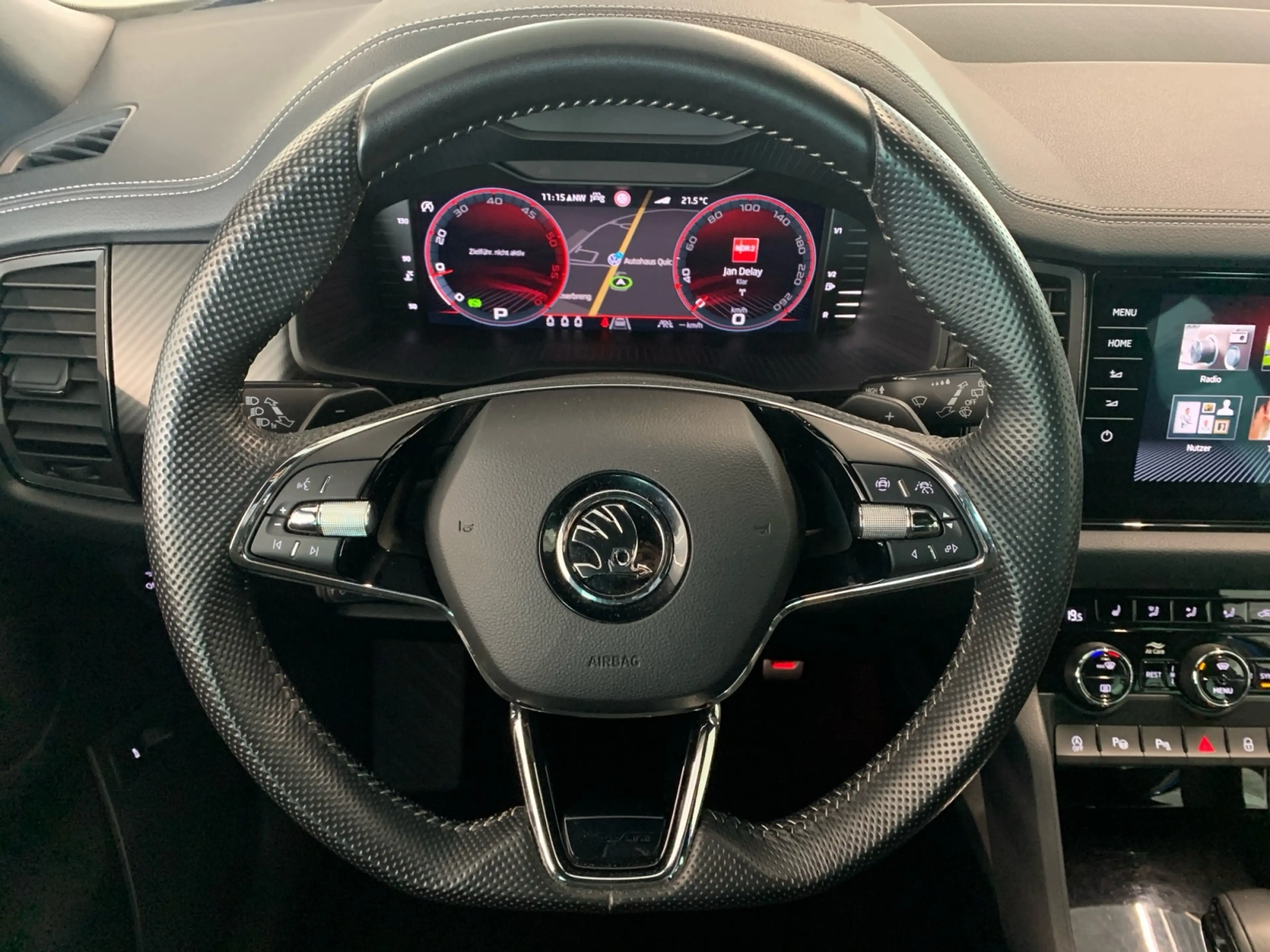 Skoda Kodiaq Sportline 2.0 TDI 4x4 AHK PANO APP NAVI KAMERA — photo 14