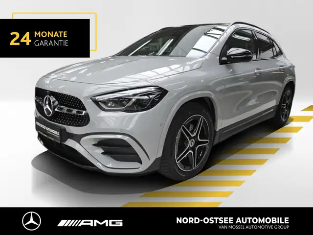 Mercedes-Benz GLA 200 d AMG NIGHT SHZ TEMPO KAMERA PANORAMA