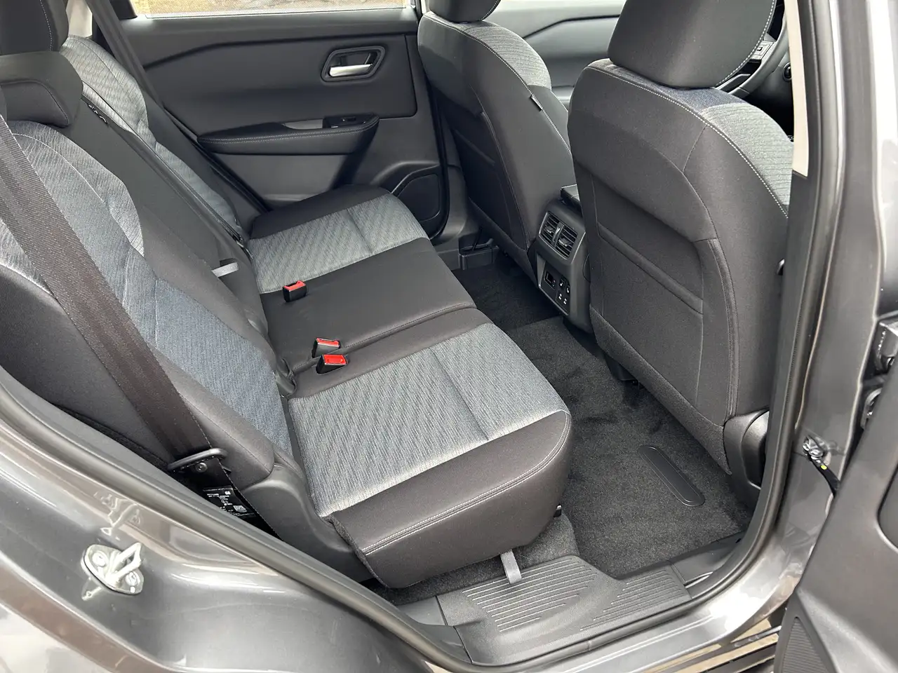 Nissan X-Trail 1.5 Benzine-Acenta 7pl+Comfort Pack, миниатюра 28