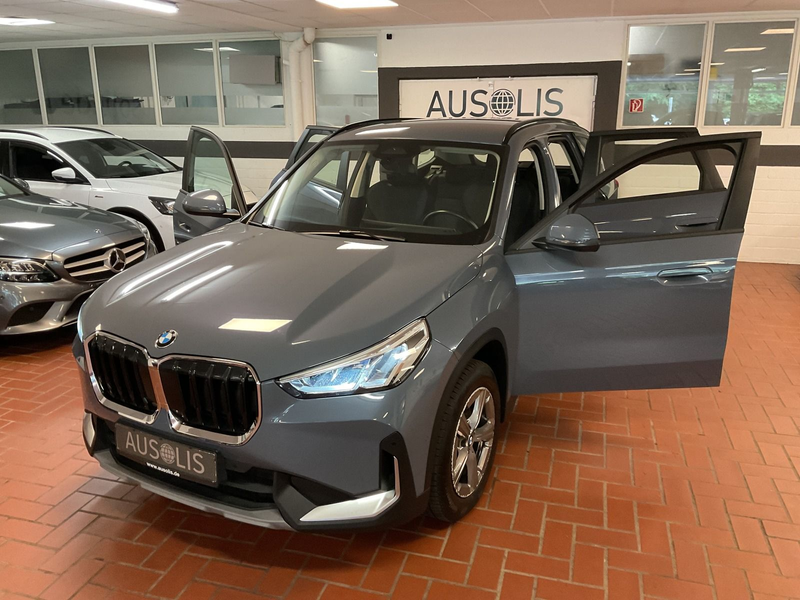 BMW X1 20i sDrive LED,Parkassist,Rückfahrkamera — photo 11