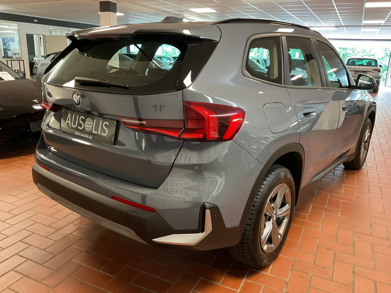 BMW X1 20i sDrive LED,Parkassist,Rückfahrkamera — photo 9