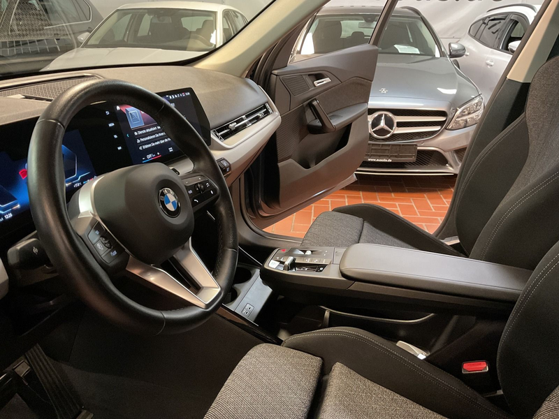 BMW X1 20i sDrive LED,Parkassist,Rückfahrkamera — photo 14