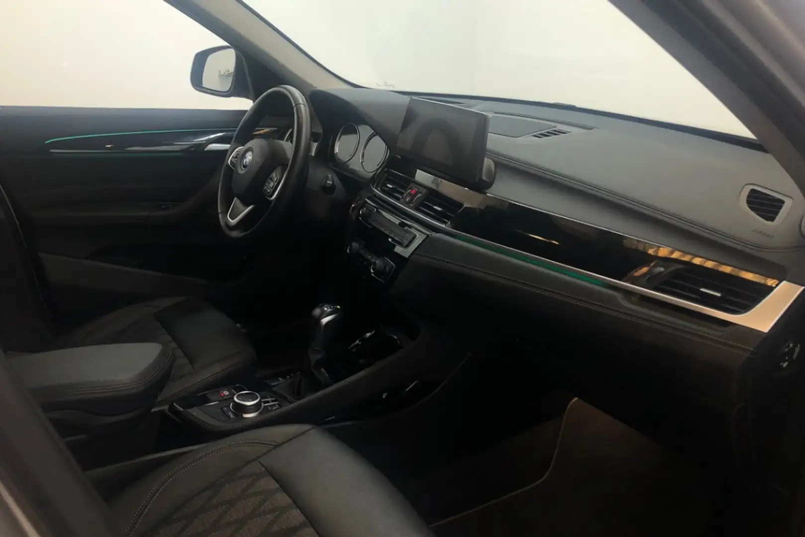 BMW X1 xDrive25eA Gris - 2