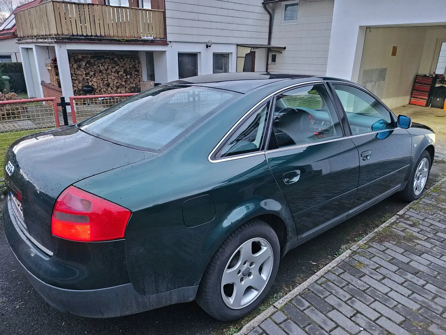 Audi A6 A6 2.4 Grün - 1