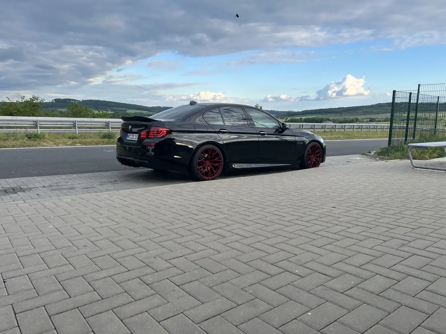 BMW 525 525d Schwarz - 2