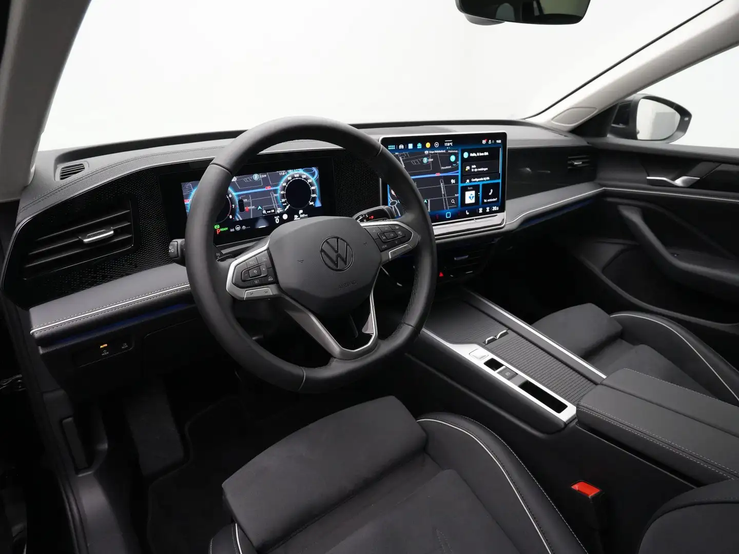 Volkswagen Passat Variant 1.5 eTSI 150 pk DSG Business | Trekhaak | 360 came Noir - 2