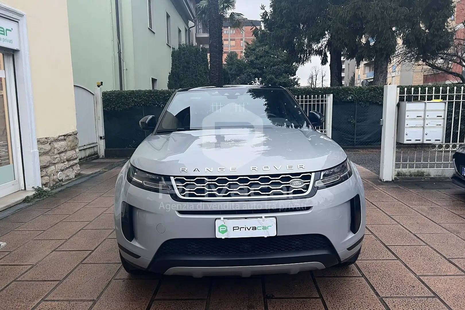 Land Rover Range Rover Evoque Range Rover Evoque2.0DI4-LFlw150CVAWDAutoRDynamicS Silber - 2