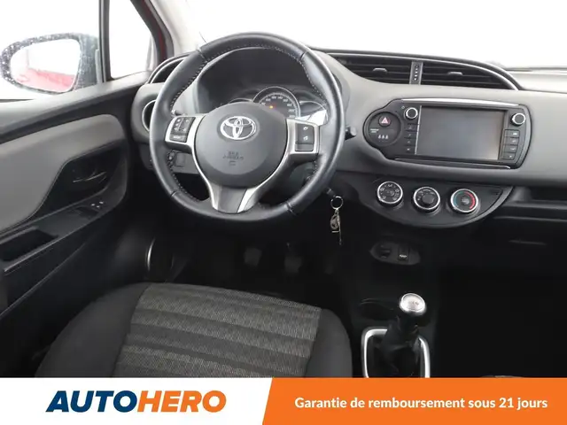 Toyota Yaris view 13