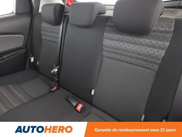 Toyota Yaris view 14