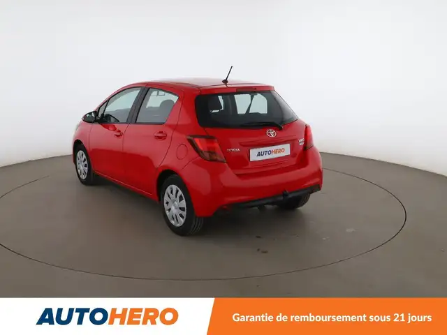 Toyota Yaris view 4