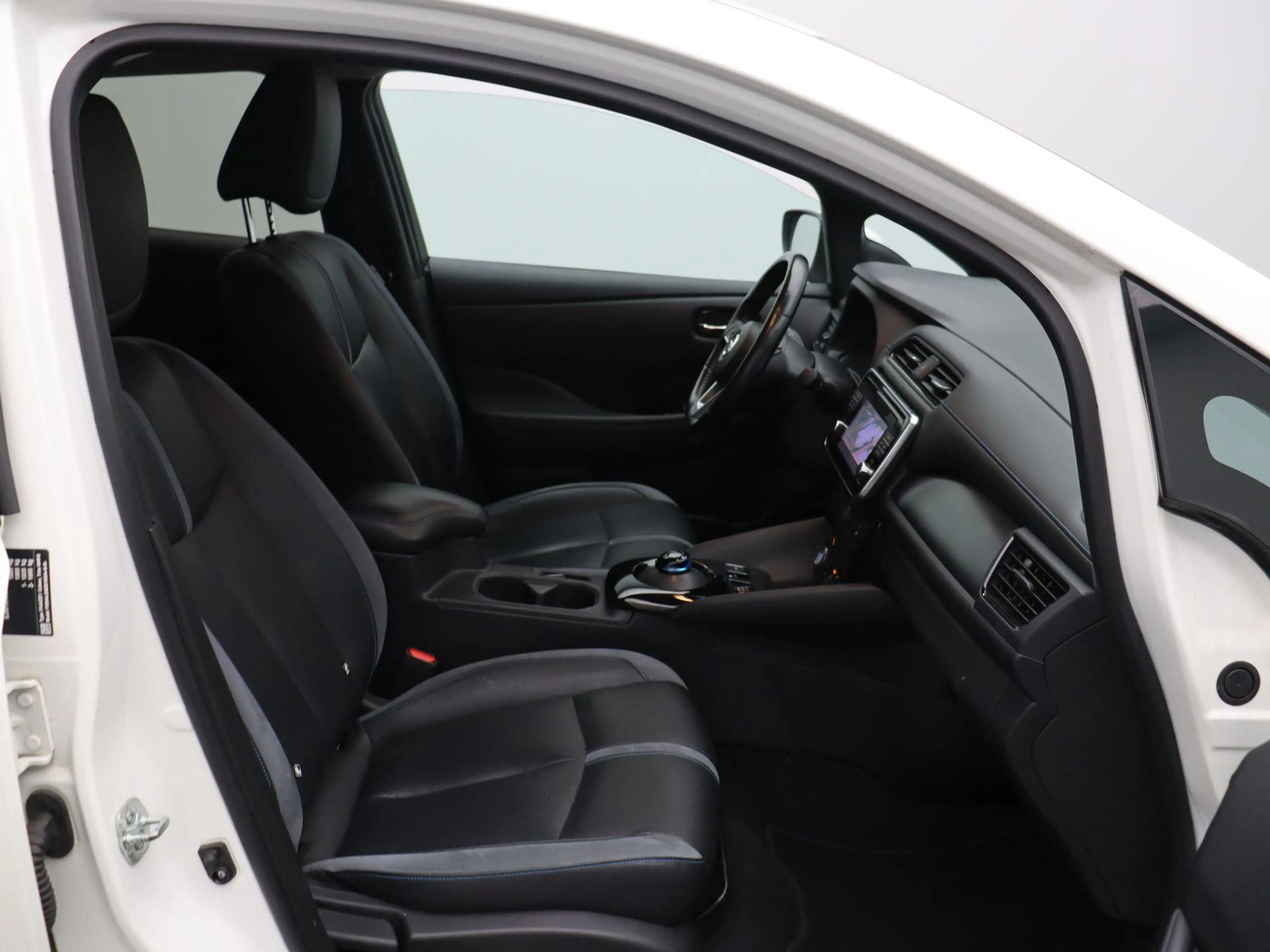 Nissan Leaf Tekna 40 kWh | Bose Premium Audio | 87% SoH | Adap — photo 15
