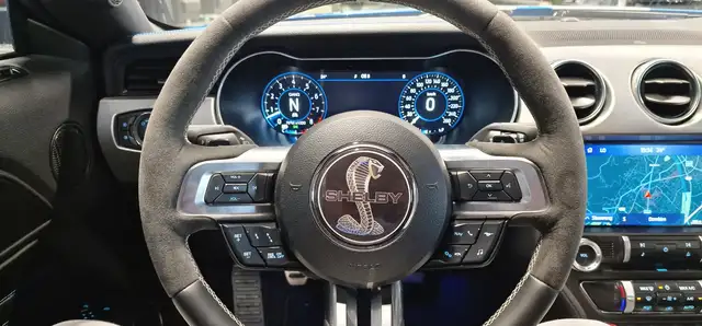 Ford Mustang view 13