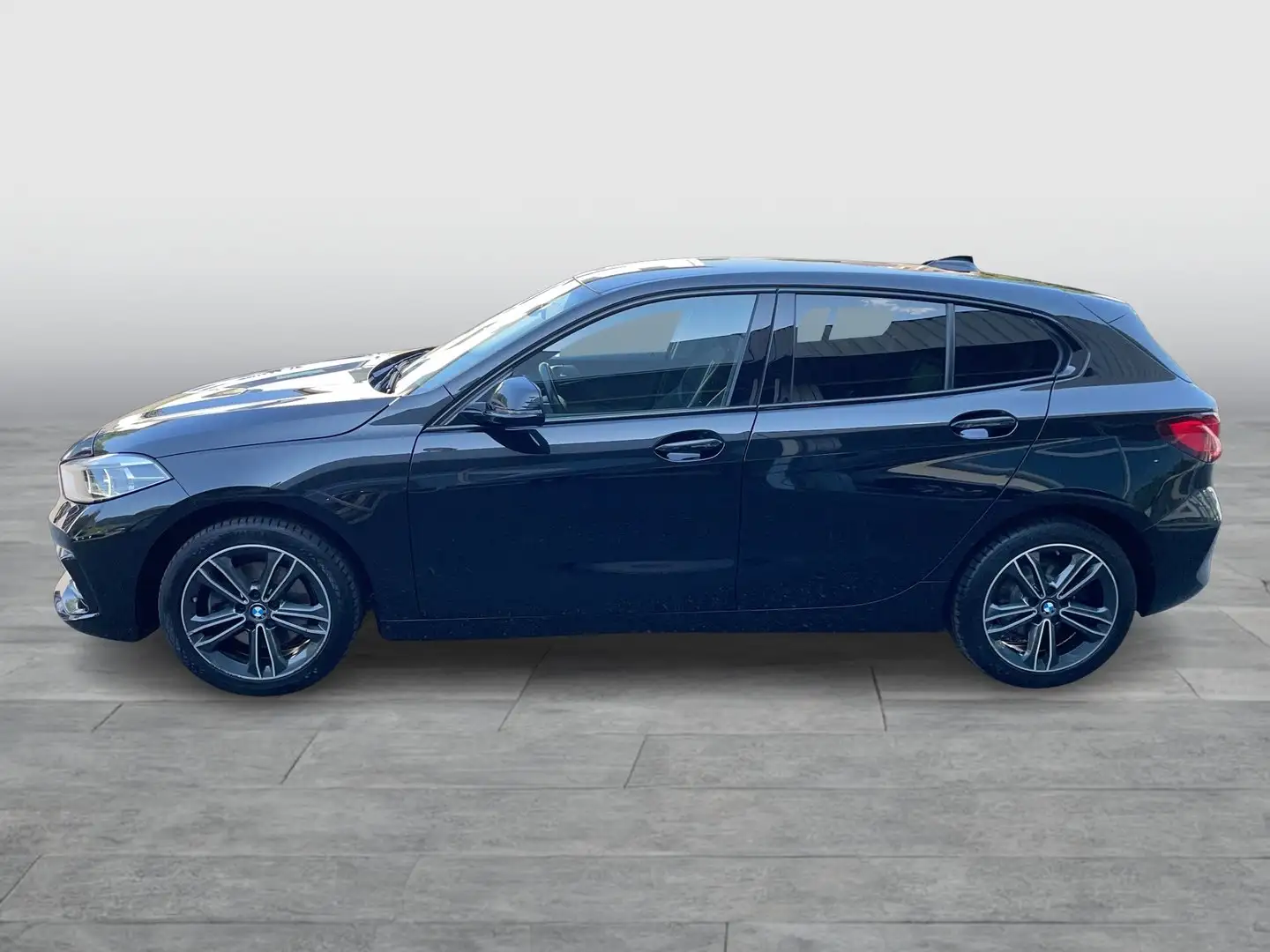 BMW 118 BMW 1 Lim. 118i Schwarz - 2