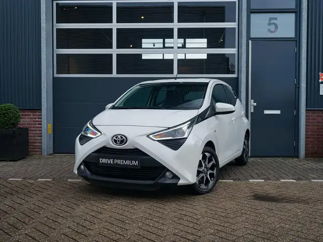 Toyota Aygo 1.0 VVT-i x-play