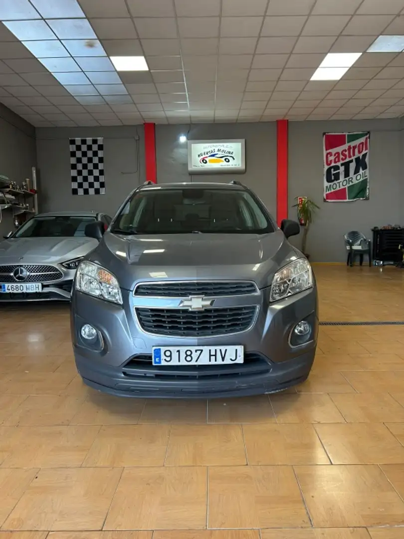 Chevrolet Trax 1.7 LS+ Gris - 1