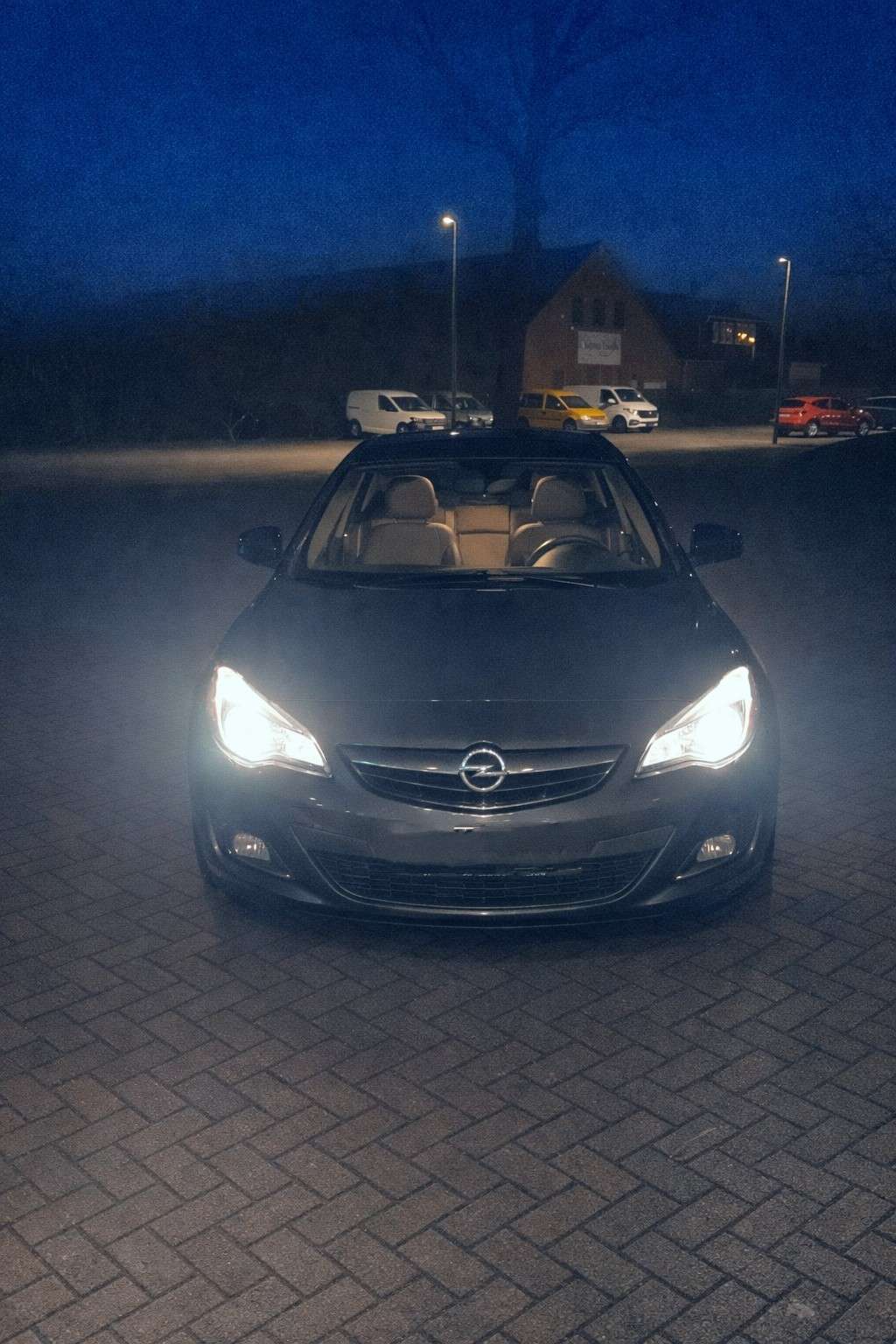 Second hand Opel Astra 2.0
