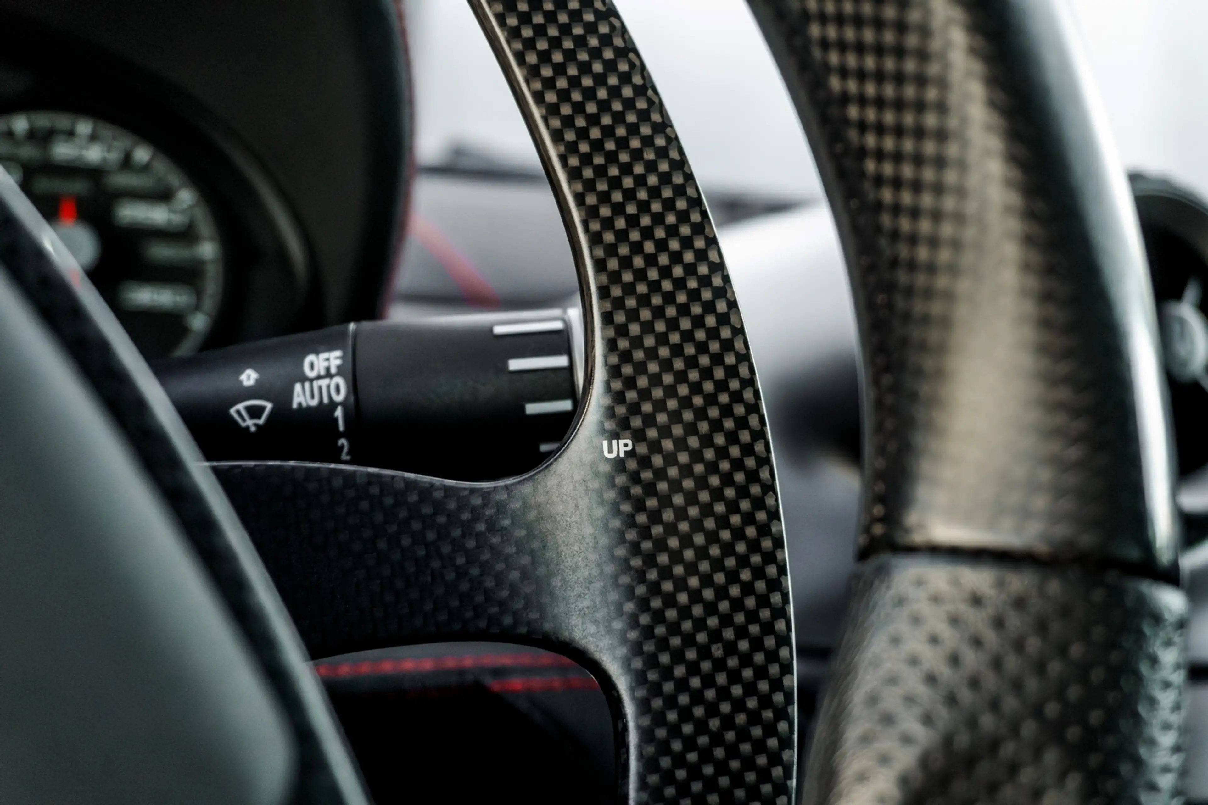 Ferrari 599 GTO - Rosso Scuderia - 1 of 599 — photo 10