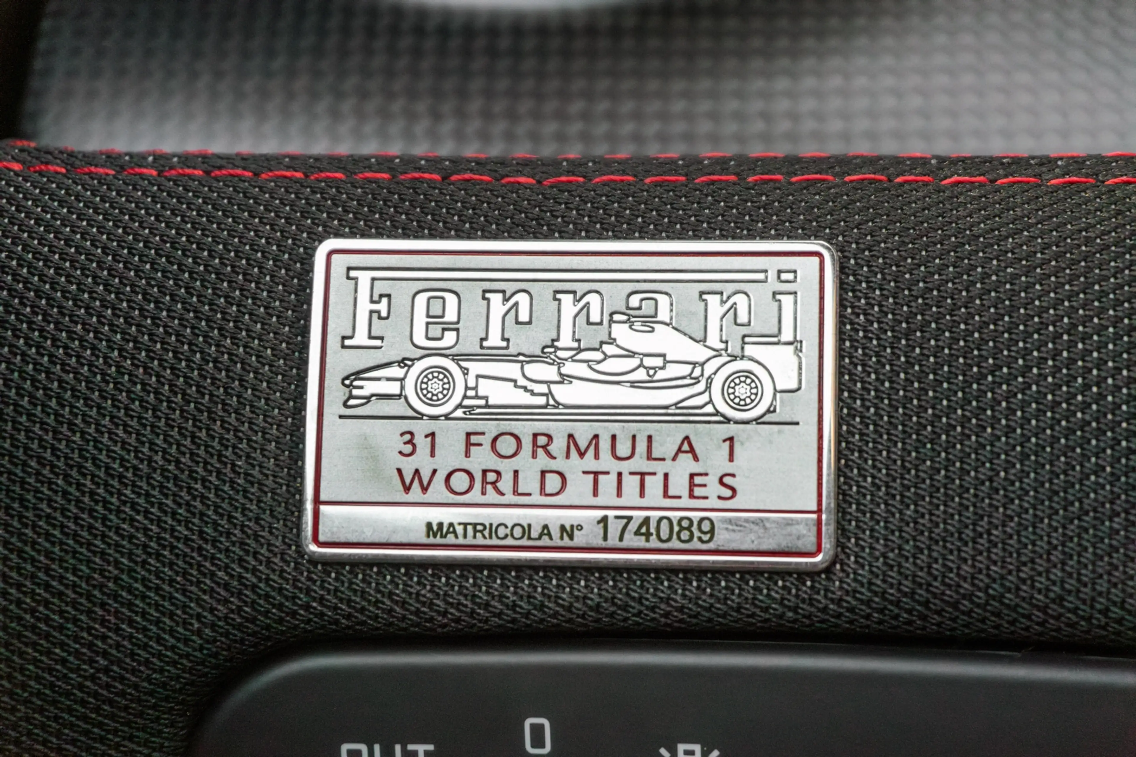 Ferrari 599 GTO - Rosso Scuderia - 1 of 599 — photo 6