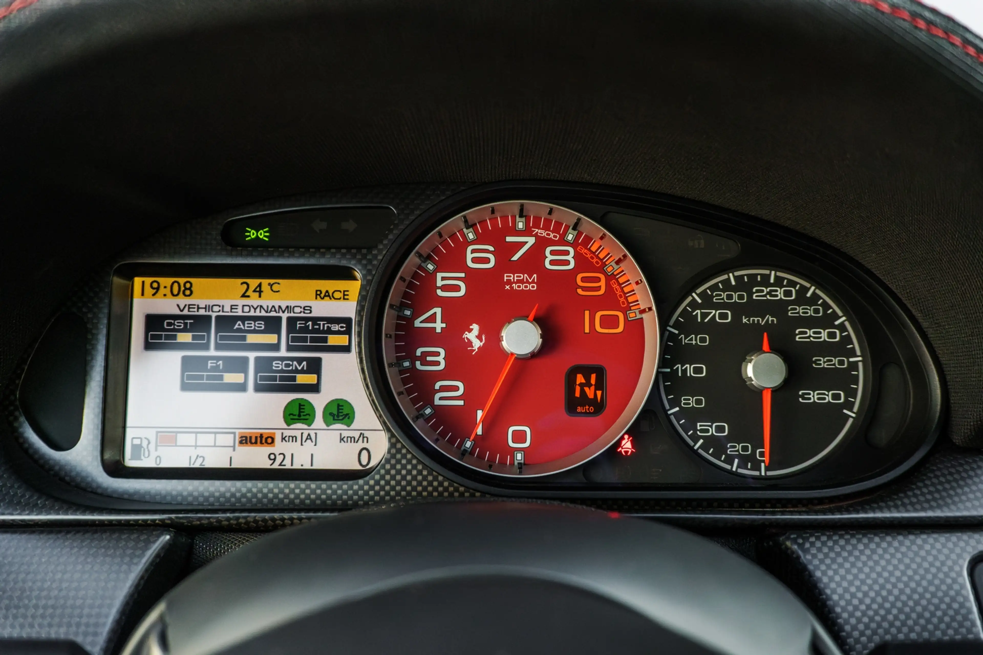 Ferrari 599 GTO - Rosso Scuderia - 1 of 599 — photo 7