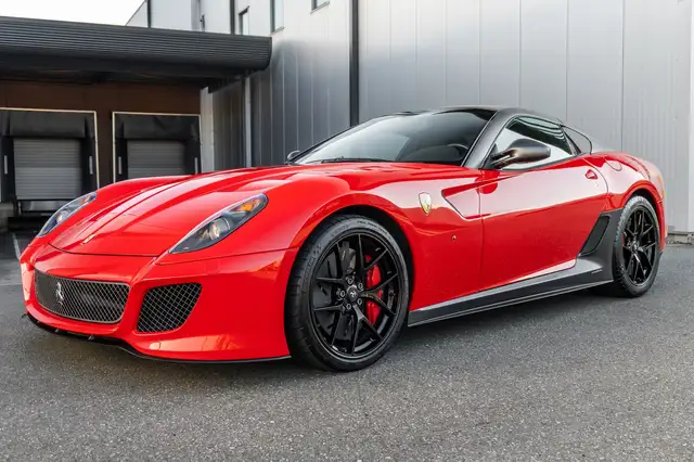 Ferrari 599 GTO - Rosso Scuderia - 1 of 599