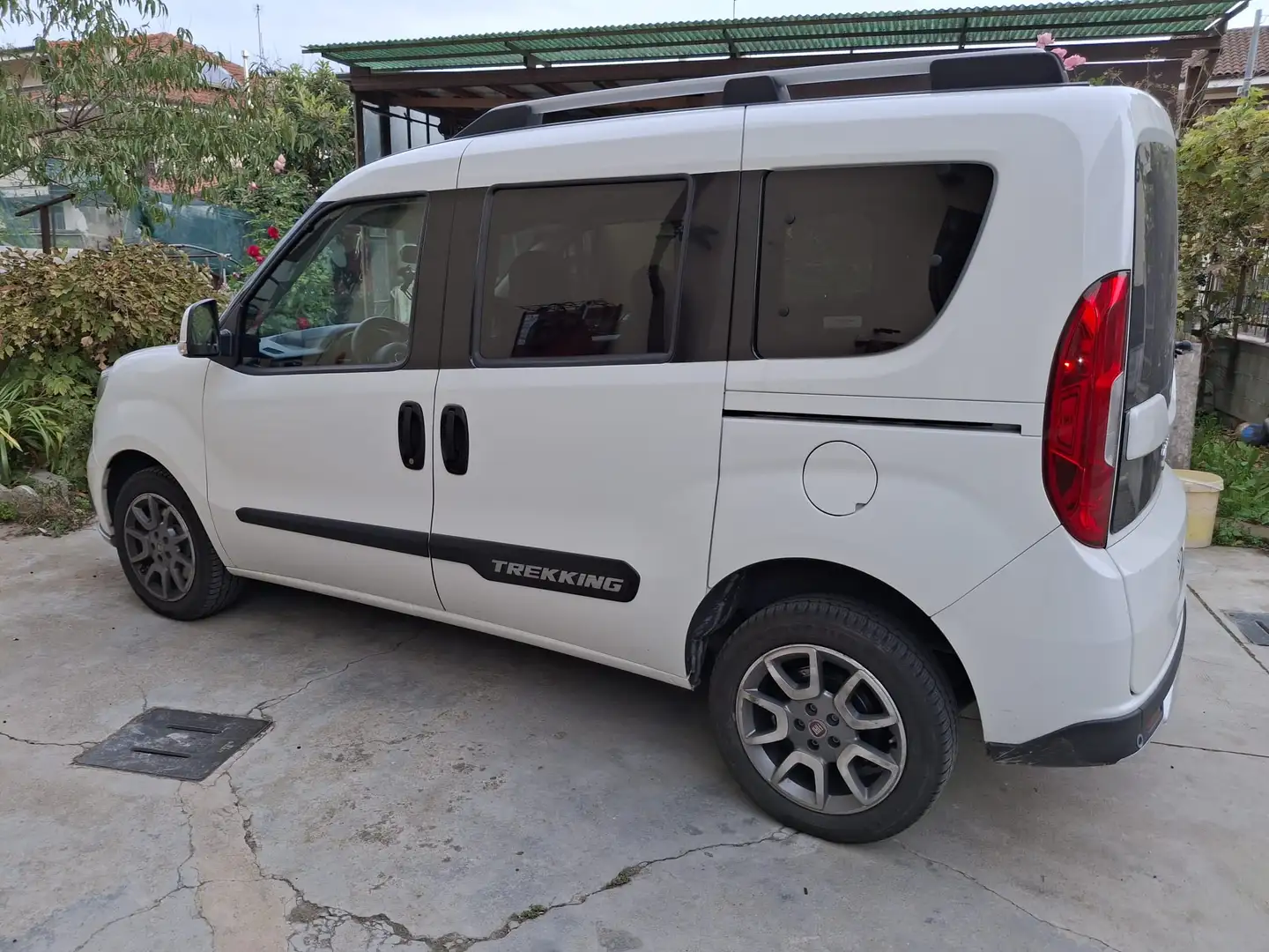 Fiat Doblo Doblo 1.6 mjt 16v Trekking 95cv 7posti Bianco - 2