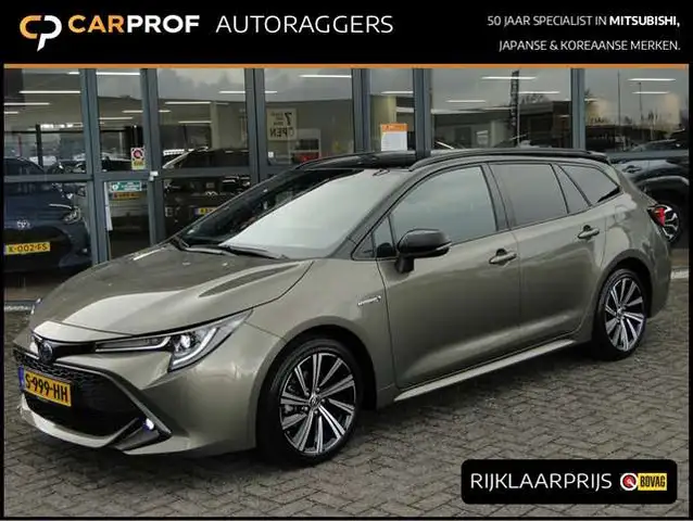 Toyota Corolla Touring Sports 1.8 Hybrid Bi-Tone Dynamic | Trekha