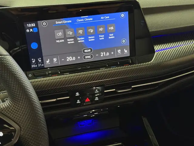 Volkswagen Golf view 22