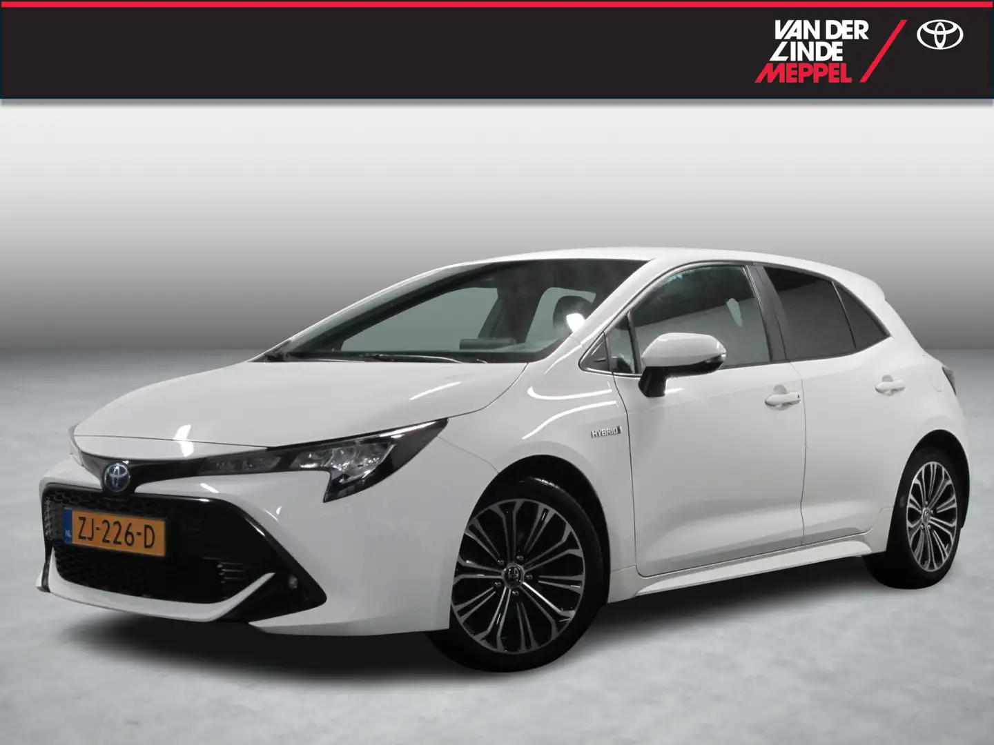 Toyota Corolla 2.0 Hybrid First Edition Navi Trekhaak Wit - 1