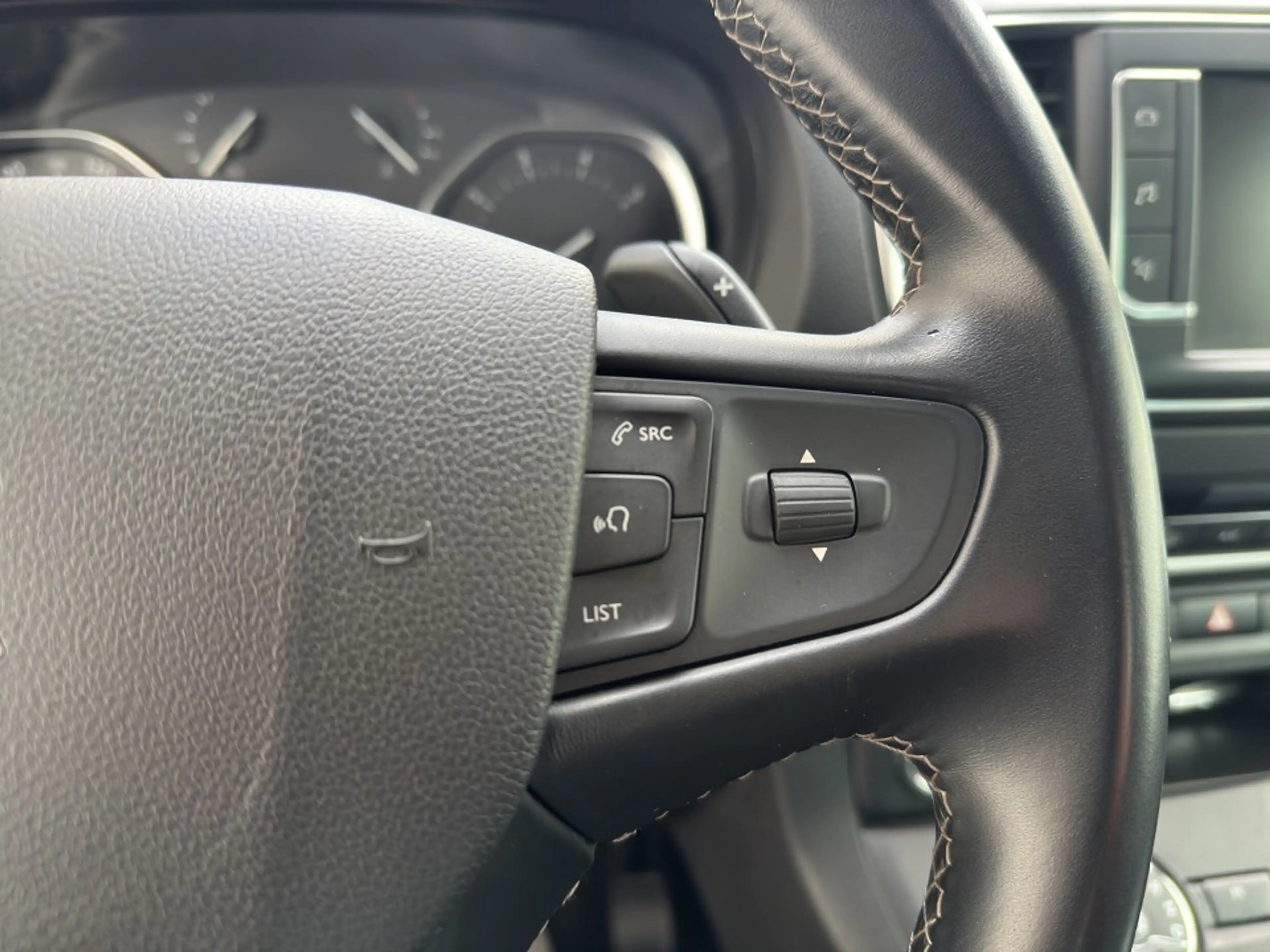 Peugeot Traveller L2 Automatik Diesel  AHK Allure — photo 12