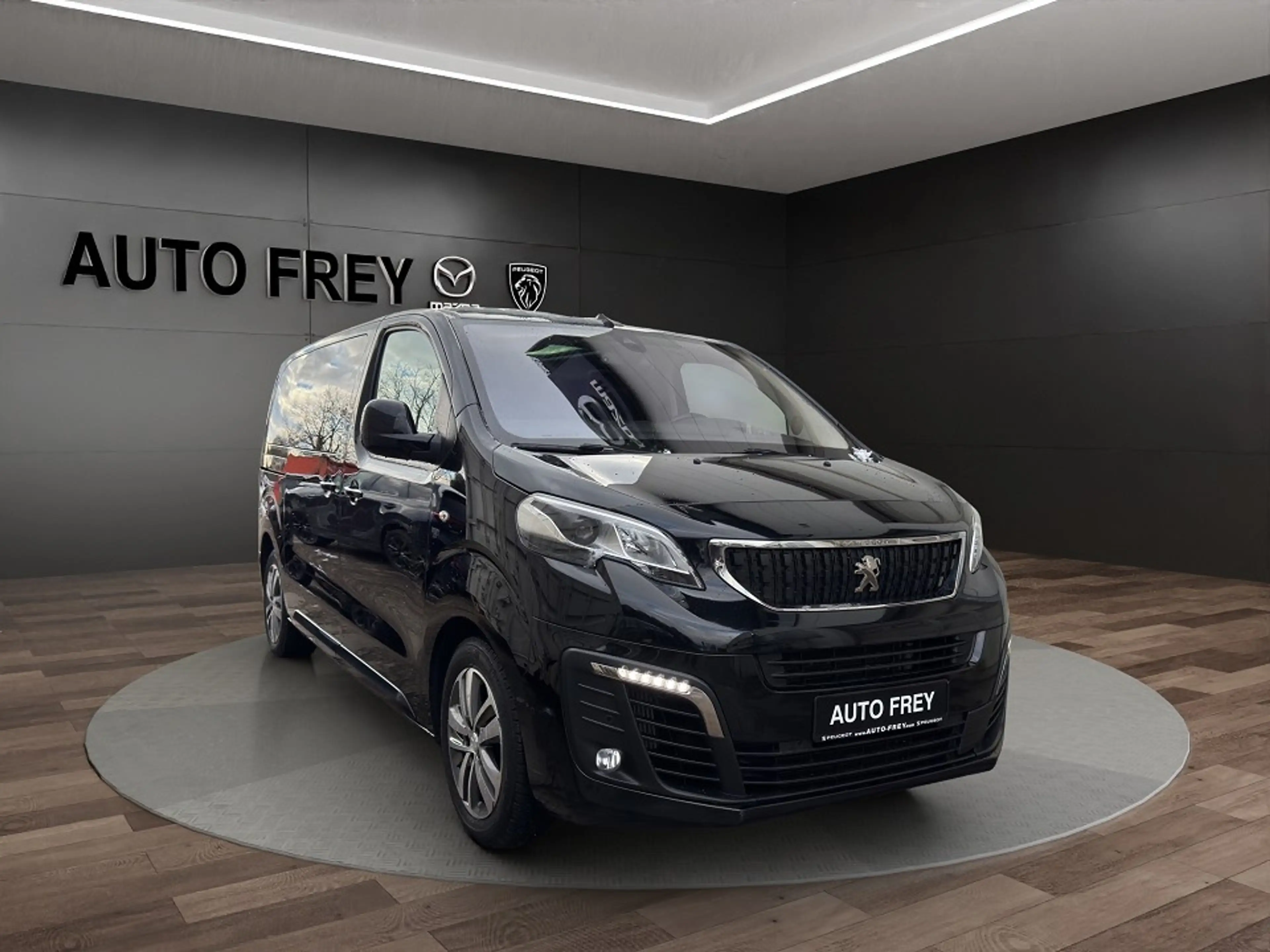 Peugeot Traveller L2 Automatik Diesel AHK Allure