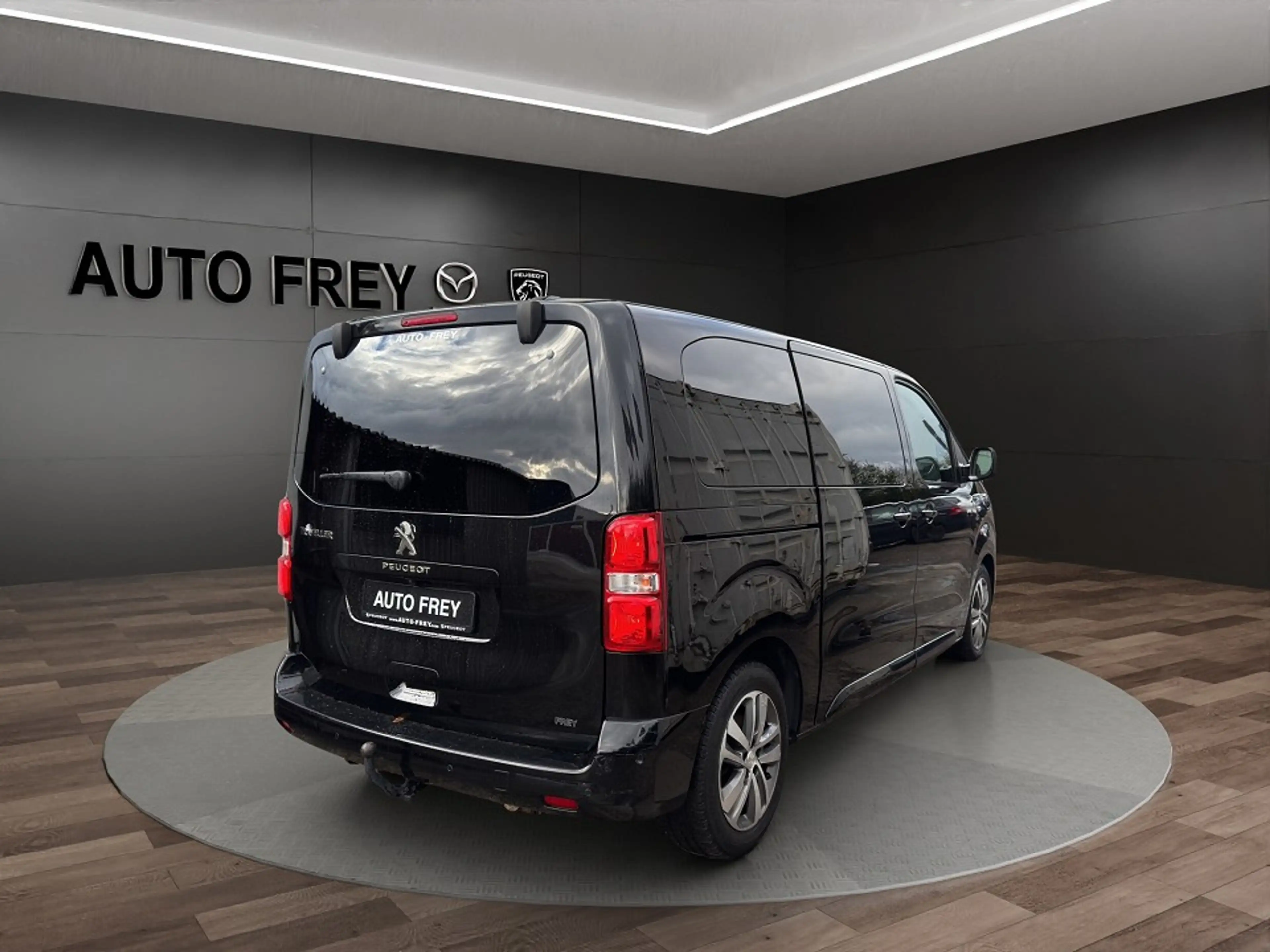 Peugeot Traveller L2 Automatik Diesel  AHK Allure — photo 3