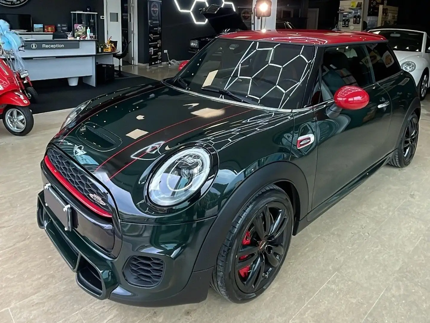 MINI John Cooper Works Mini 2.0 John Cooper Works Hype 3p auto my18 Schwarz - 2