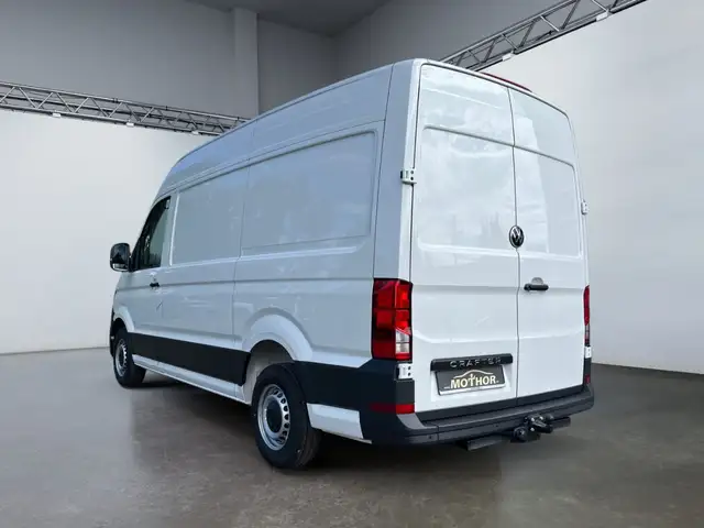 Volkswagen Crafter view 4