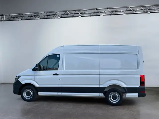 Volkswagen Crafter view 3