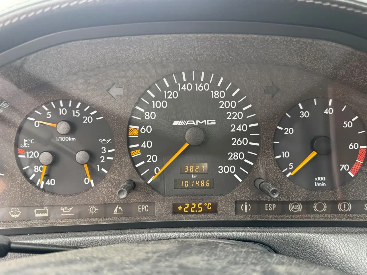 Mercedes-Benz SL 600 6.0 AMG Deutsche Erstauslieferung, foto 9