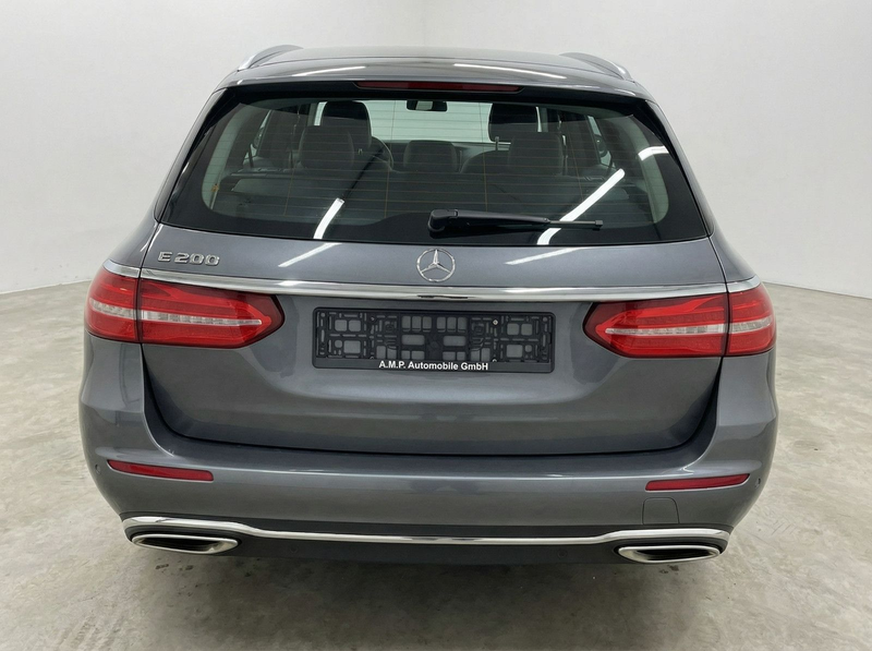 Mercedes-Benz E 200 Aut, GARANTIE, LED, Teilleder, PDC+RFK,S-H — photo 7