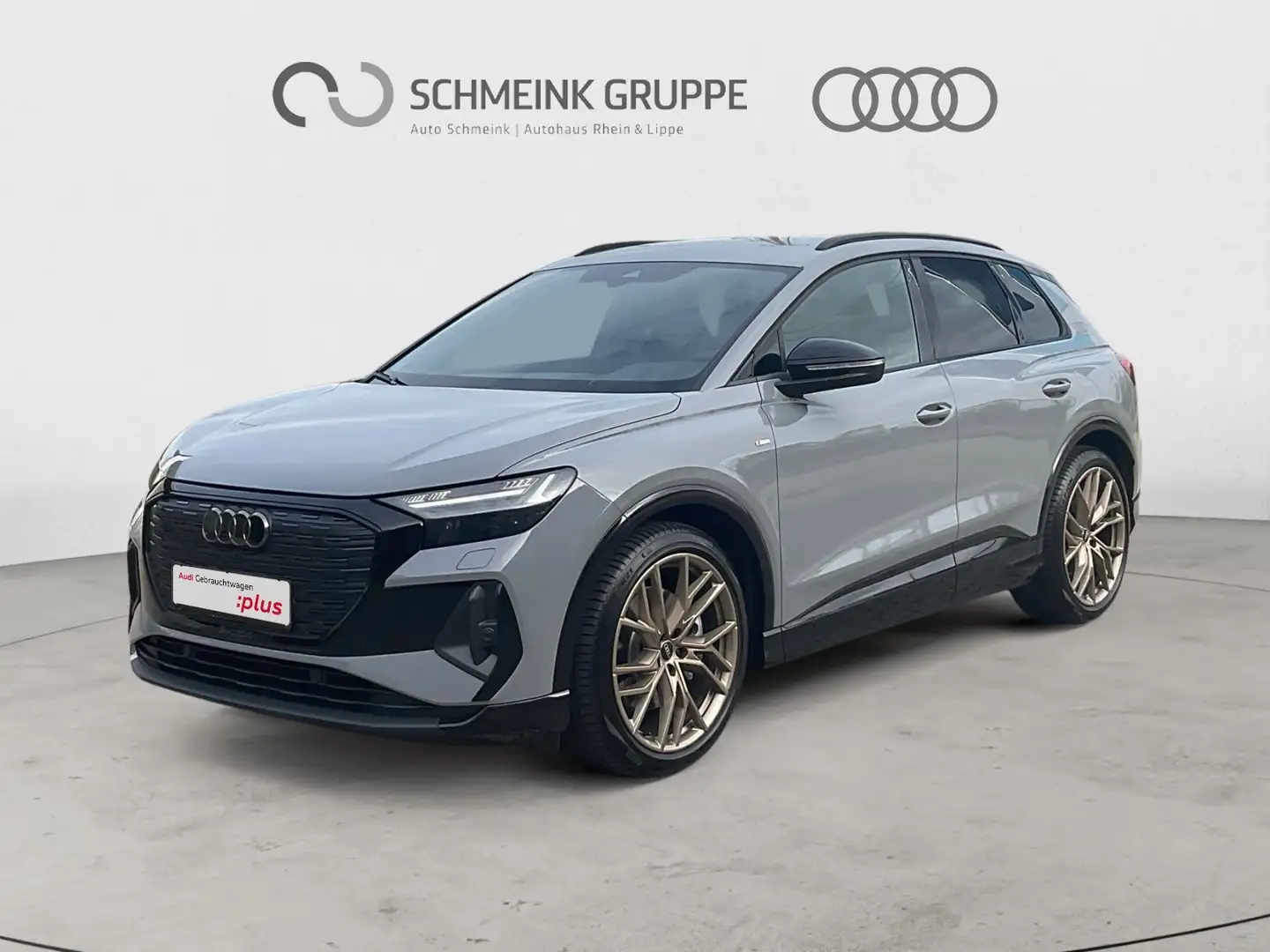 Audi Q4 e-tron 45 S line Edition AHK MATRIX 360° ACC Grau - 2