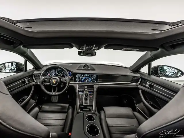 Porsche Panamera 4 E-Hybrid Platinum*LUFT*PANO*21''*HEADUP Ansicht 42